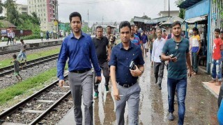 নরসিংদী রেলওয়ে স্টেশনে ভ্রাম্যমান আদালতের অভিযান