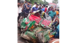 কুমিল্লায় বাস-অটোরিকশা সংঘর্ষে ৫ জন নিহত কুমিল্লায় বাস-অটোরিকশা সংঘর্ষে ৫ জন নিহত