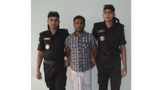 বিদেশী পিস্তল ও ইয়াবাসহ মাদক ব্যবসায়ী গ্রেফতার বিদেশী পিস্তল ও ইয়াবাসহ মাদক ব্যবসায়ী গ্রেফতার