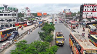 ঢাকা-চট্রগ্রাম মহাসড়কে স্বস্তিতে চলছে যানবাহন ঢাকা-চট্রগ্রাম মহাসড়কে স্বস্তিতে চলছে যানবাহন