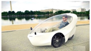 গাড়ীর মতো চারপাশ ঢাকা সাইকেল, এক চার্জে চলবে শত মাইল