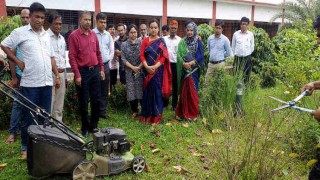 পলাশে পরিস্কার-পরিচ্ছন্নতা অভিযান শুরু পলাশে পরিস্কার-পরিচ্ছন্নতা অভিযান শুরু