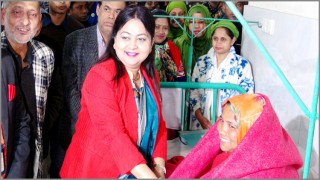 নরসিংদী জেলা প্রশাসনের শীতবস্ত্র কম্বল বিতরণ