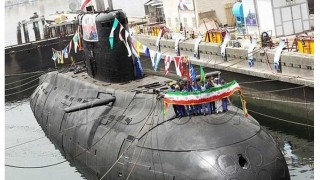 ইরানের নতুন সাবমেরিন উদ্বোধন ইরানের নতুন সাবমেরিন উদ্বোধন
