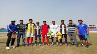 বাফুফে’র বয়সভিত্তিক বাছাইয়ে নজর কাড়লেন নরসিংদীর ৭ ফুটবলার বাফুফে’র বয়সভিত্তিক বাছাইয়ে নজর কাড়লেন নরসিংদীর ৭ ফুটবলার
