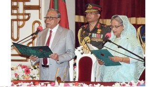 প্রধানমন্ত্রী শেখ হাসিনা চতুর্থবারের মত  শপথ নিলেন প্রধানমন্ত্রী শেখ হাসিনা চতুর্থবারের মত  শপথ নিলেন