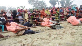 মাধবদীতে ঐতিহ্যবাহী রশিটান খেলা প্রতিযোগিতায় মেতে উঠলো গ্রামবাসী মাধবদীতে ঐতিহ্যবাহী রশিটান খেলা প্রতিযোগিতায় মেতে উঠলো গ্রামবাসী