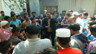 কারাবন্দী দলীয় নেতাকর্মীদের পাশে বিএনপি নেতা মন্জুর এলাহী কারাবন্দী দলীয় নেতাকর্মীদের পাশে বিএনপি নেতা মন্জুর এলাহী