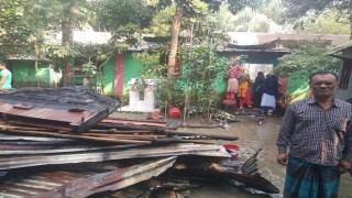 রায়পুরায় আগুনে পুড়ে ছাই দুই বসতঘর