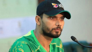 মাশরাফি খেলবেন না শ্রীলংকার বিপক্ষে মাশরাফি খেলবেন না শ্রীলংকার বিপক্ষে