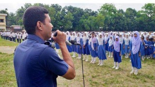 পলাশে গুজব প্রতিরোধে শিক্ষার্থীদের নিয়ে সচেতন সভা পলাশে গুজব প্রতিরোধে শিক্ষার্থীদের নিয়ে সচেতন সভা