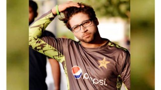 ইমামের বিরুদ্ধে ৮ নারীর সঙ্গে প্রেমের অভিযোগ   ইমামের বিরুদ্ধে ৮ নারীর সঙ্গে প্রেমের অভিযোগ