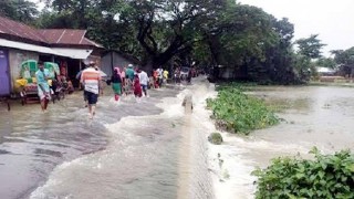 উজানের পানিতে প্লাবিত সুনামগঞ্জের অধিকাংশ গ্রাম উজানের পানিতে প্লাবিত সুনামগঞ্জের অধিকাংশ গ্রাম