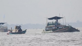রায়পুরার মেঘনায় দিনদুপুরে নৌ ডাকাতি, টাকা, স্বর্নালংকার ও মোবাইল সেট লুট