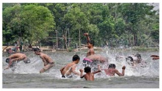 গরমে যখন তখন গোসল হতে সাবধান