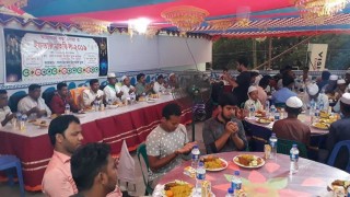 পলাশে রিপোর্টাস ক্লাবের ইফতার ও দোয়া মাহফিল অনুষ্ঠিত পলাশে রিপোর্টাস ক্লাবের ইফতার ও দোয়া মাহফিল অনুষ্ঠিত