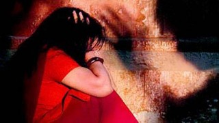 ধর্মবোন ডেকে সহকর্মীর স্ত্রীকে ধর্ষণের অভিযোগ ধর্মবোন ডেকে সহকর্মীর স্ত্রীকে ধর্ষণের অভিযোগ