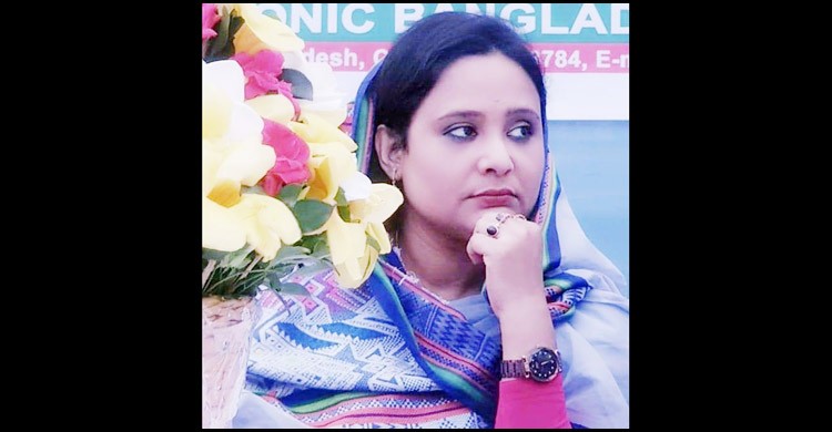 দুই সন্তানকে নিয়ে আত্মহত্যার হুমকি এমপি বুবলির দুই সন্তানকে নিয়ে আত্মহত্যার হুমকি এমপি বুবলির
