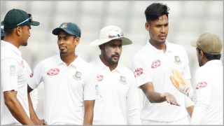 মন খারাপের দিন উপহার পেল বাংলাদেশ দল