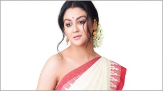 প্রেম করছেন অভিনেত্রী জয়া, শিগগিরই হবে বিয়ে! প্রেম করছেন অভিনেত্রী জয়া, শিগগিরই হবে বিয়ে!