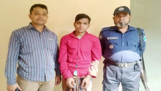 পলাশে স্কুল ছাত্রীকে ধর্ষণ চেষ্টা, বখাটে গ্রেফতার পলাশে স্কুল ছাত্রীকে ধর্ষণ চেষ্টা, বখাটে গ্রেফতার