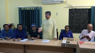 সাংবাদিকদের অনেক প্রতিকূলতার মধ্যে দায়িত্ব পালন করতে হয়: রিয়াজুল কবির কাউছার