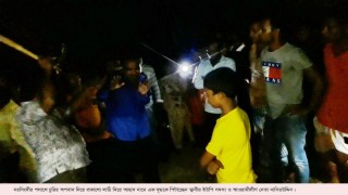 পলাশে চুরির অপবাদ দিয়ে বৃদ্ধকে নির্যাতন: মামলা করায় বাড়িছাড়া পলাশে চুরির অপবাদ দিয়ে বৃদ্ধকে নির্যাতন: মামলা করায় বাড়িছাড়া