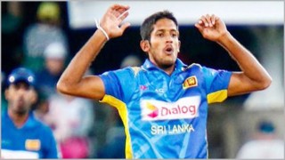 ইতিহাসে সবচে বাজে বোলিং: ৪ ওভারে ৭৫ রান!