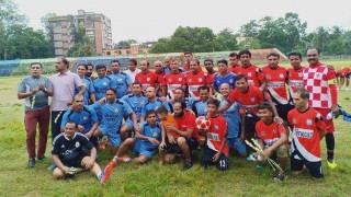 প্রীতি ফুটবলে জোড়া ড্র নরসিংদী সোনালী অতীত ক্লাবের