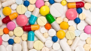 ঘন ঘন অ্যান্টিবায়োটিক :  বয়ে আনবে মহা বিপদ