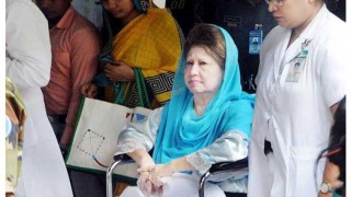 খালেদার সঙ্গে সাক্ষাতের অনুমতি পেল ঐক্যফ্রন্ট নেতারা খালেদার সঙ্গে সাক্ষাতের অনুমতি পেল ঐক্যফ্রন্ট নেতারা