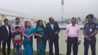 ড্রিম হলিডে পার্কে বঙ্গবন্ধু স্যাটেলাইট ও পদ্মাসেতুুর রেপ্লিকা উদ্বোধন