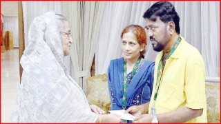 অসুস্থ এন্ড্রু কিশোরকে ১০ লাখ টাকা দিলেন প্রধানমন্ত্রী অসুস্থ এন্ড্রু কিশোরকে ১০ লাখ টাকা দিলেন প্রধানমন্ত্রী