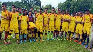 নরসিংদীতে বঙ্গবন্ধু গোল্ডকাপ টুর্নামেন্ট অনূর্ধ্ব ১৭ তে খেলছেন ৩০ উর্ধ্বরা!