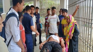 নরসিংদীতে ডিস ব্যবসার বিরোধে যুবককে কুপিয়ে হত্যা