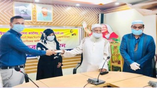 শিবপুরে রোগাক্রান্তদের মধ্যে আর্থিক সহায়তার চেক বিতরণ