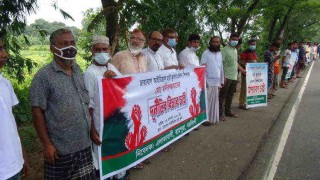 রায়পুরার চারাবাগ হাইস্কুলের প্রধান শিক্ষকের অপসারণ দাবী, দুর্নীতির অভিযোগ