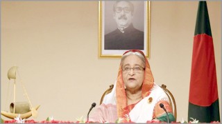 সমাজে নারী নেতৃত্ব গড়ে তুলতে কাজ করছে সরকার: প্রধানমন্ত্রী সমাজে নারী নেতৃত্ব গড়ে তুলতে কাজ করছে সরকার: প্রধানমন্ত্রী