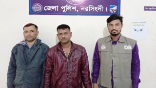 নরসিংদীতে ৫শত পিস ইয়াবাসহ দুই মাদক ব্যবসায়ী গ্রেফতার