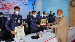 নরসিংদীতে বীর মুক্তিযোদ্ধা ১৪ পুলিশ সদস্যকে সংবর্ধনা প্রদান