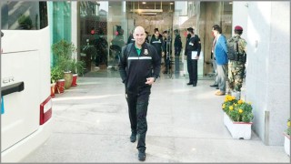 পাকিস্তান পৌছেছে টাইগাররা: কাল রাষ্ট্রপতির নিমন্ত্রণ পাকিস্তান পৌছেছে টাইগাররা: কাল রাষ্ট্রপতির নিমন্ত্রণ