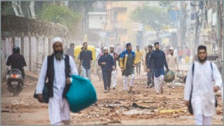 সব হারিয়ে এখন প্রাণে বাঁচতে দিল্লি ছেড়ে পালাচ্ছেন মুসলিমরা