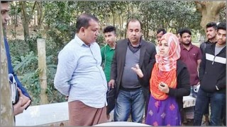 শিবপুরে মুরগী খামারিকে ১০ হাজার টাকা জরিমানা শিবপুরে মুরগী খামারিকে ১০ হাজার টাকা জরিমানা