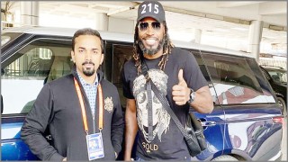 চট্টগ্রাম চ্যালেঞ্জার্সের হয়ে খেলতে ঢাকায় গেইল