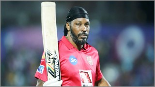 কাল ঢাকায় আসছেন ব্যাটিং দানব গেইল