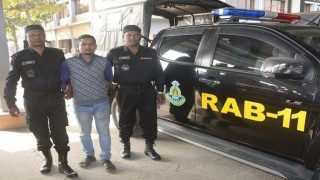 ৫০০ বোতল ফেনসিডিলসহ মাদক ব্যবসায়ী গ্রেফতার ৫০০ বোতল ফেনসিডিলসহ মাদক ব্যবসায়ী গ্রেফতার