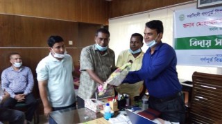 নরসিংদীতে গণপূর্ত বিভাগের নির্বাহী প্রকৌশলীর বিদায় সংবর্ধনা