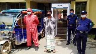 পলাশে ছিনতাইকারী গ্রেফতার, ইজিবাইক উদ্ধার