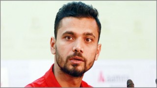 অধিনায়কত্ব ছাড়ার ঘোষণা দিলেন মাশরাফি