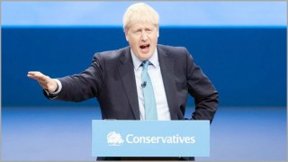 করোনাভাইরাস (কোভিড-১৯): ব্রিটিশ প্রধানমন্ত্রীর 'পাগলাটে থিউরি'